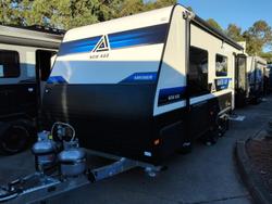 New AGE Caravans Manta RAY MR19E Couples VAN With Ensuite Full Composite
