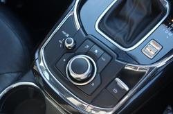 2017 Mazda
CX-9 Azami