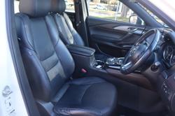 2017 Mazda
CX-9 Azami