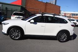 2017 Mazda
CX-9 Azami