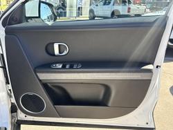 2022 Hyundai
IONIQ 5 DYNAMIQ