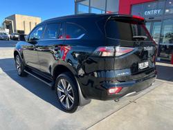 2024 Isuzu MU-X LS-T MY24 4x2 Basalt Black