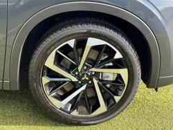 2024 Mitsubishi
Outlander Exceed