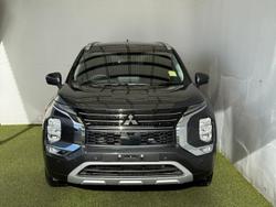 2024 Mitsubishi
Outlander Exceed