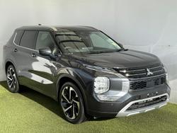 2024 Mitsubishi
Outlander Exceed
