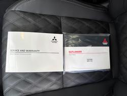 2024 Mitsubishi
Outlander Exceed
