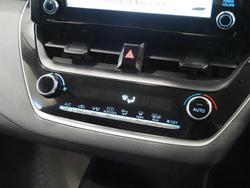 2022 Toyota
Corolla Ascent Sport Hybrid
