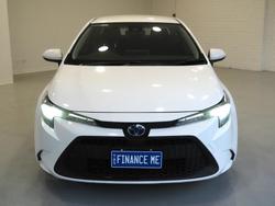 2022 Toyota
Corolla Ascent Sport Hybrid