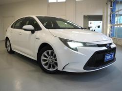 2022 Toyota
Corolla Ascent Sport Hybrid