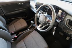 2023 Kia
Stonic S