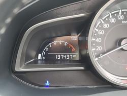 2017 Mazda
3 Maxx