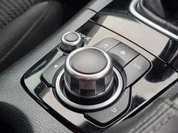 2017 Mazda
                3 Maxx