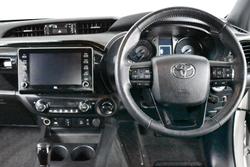 2021 Toyota
Hilux Rogue
