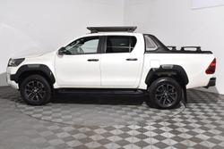 2021 Toyota
Hilux Rogue
