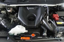 2025 Isuzu
D-MAX SX