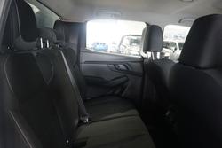 2025 Isuzu
D-MAX SX