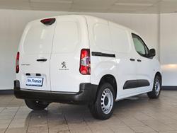 2021 Peugeot
Partner 130 THP