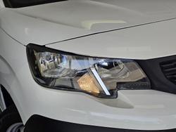 2021 Peugeot
Partner 130 THP