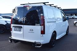 2022 Hyundai
STARIA LOAD