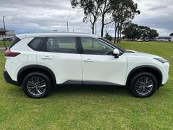 2023 Nissan X-TRAIL ST