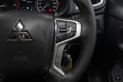 2023 Mitsubishi
Triton GLX-R