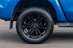 2023 Mitsubishi
Triton GLX-R