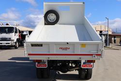 2023 Isuzu N Series NPS 75-155 White