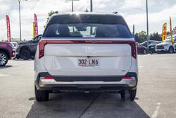 2024 Kia
Carnival GT-Line HEV