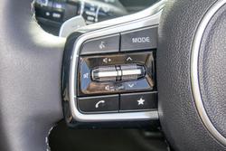 2024 Kia
Carnival GT-Line HEV