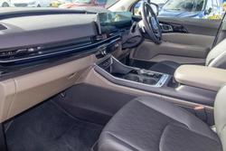 2024 Kia
Carnival GT-Line HEV