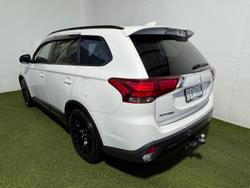 2018 Mitsubishi
Outlander Black Edition