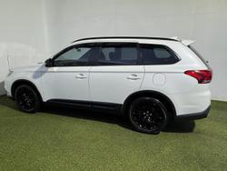 2018 Mitsubishi
Outlander Black Edition