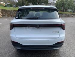 2025 MG
                MGS5 EV Excite 49