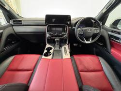 2023 Lexus
LX 500d F Sport
