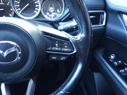 2017 Mazda
CX-5 Akera
