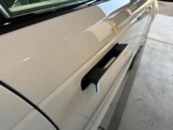 2018 Land Rover Range Rover Velar D240 R-Dynamic S L560 MY18 AWD Fuji White