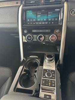 2017 Land Rover Discovery SD4 HSE Series 5 MY17 4X4 Dual Range Santorini Black