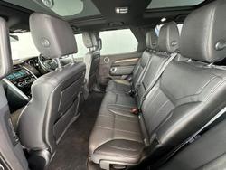 2017 Land Rover Discovery SD4 HSE Series 5 MY17 4X4 Dual Range Santorini Black