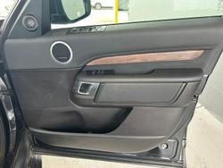 2017 Land Rover Discovery SD4 HSE Series 5 MY17 4X4 Dual Range Santorini Black