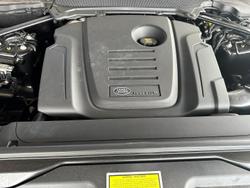 2017 Land Rover Discovery SD4 HSE Series 5 MY17 4X4 Dual Range Santorini Black