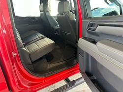 2024 Chevrolet Silverado 1500 ZR2 W/Tech Pack T1 MY24 4X4 Red Hot