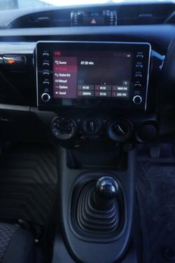 2020 Toyota
Hilux Workmate