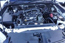 2020 Toyota
Hilux Workmate