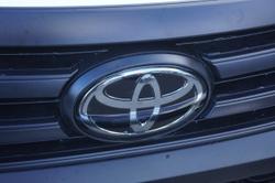 2020 Toyota
Hilux Workmate