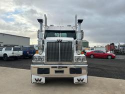 2015 Western Star 4800 4800FS2 White