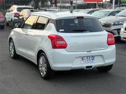 2019 Suzuki
                Swift GL Navigator