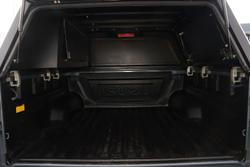 2024 Isuzu D-MAX X-TERRAIN