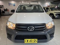 2020 Toyota
Hilux Workmate