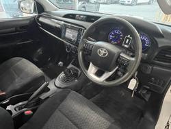 2020 Toyota
Hilux Workmate