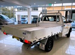 2020 Toyota
Hilux Workmate